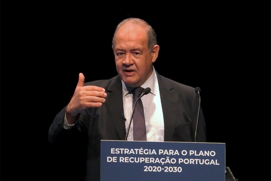 “Não é o mercado que nos vai salvar, mas sim os serviços públicos”