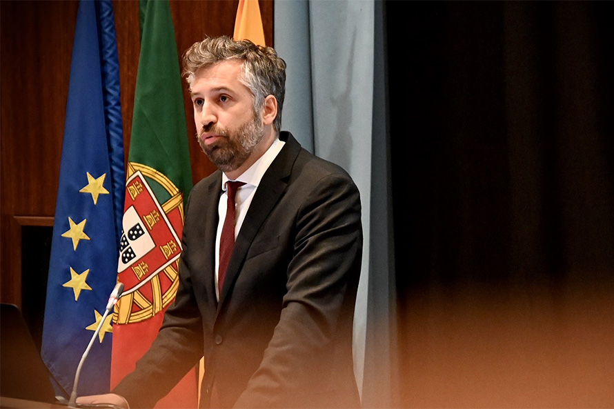 Porto de Sines é “excelente exemplo de investimento público”