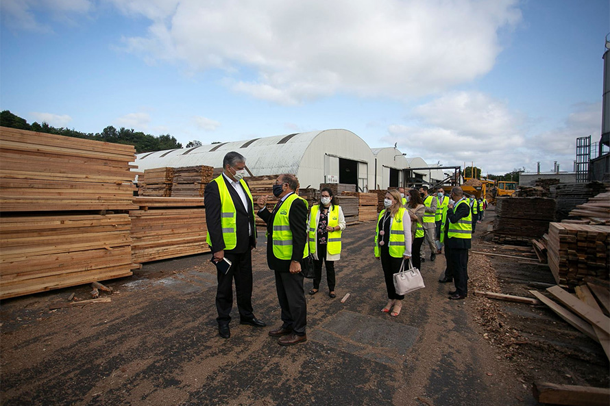 Emprego, economia e exportações no eixo do projeto do PS para a Região