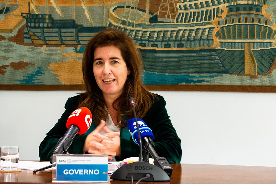 Salário mínimo vai ter aumento para 665 euros em 2021