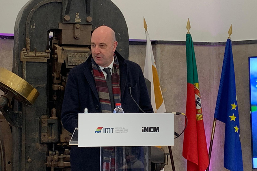 Carta de condução vai ser mais segura e com novas funcionalidades digitais