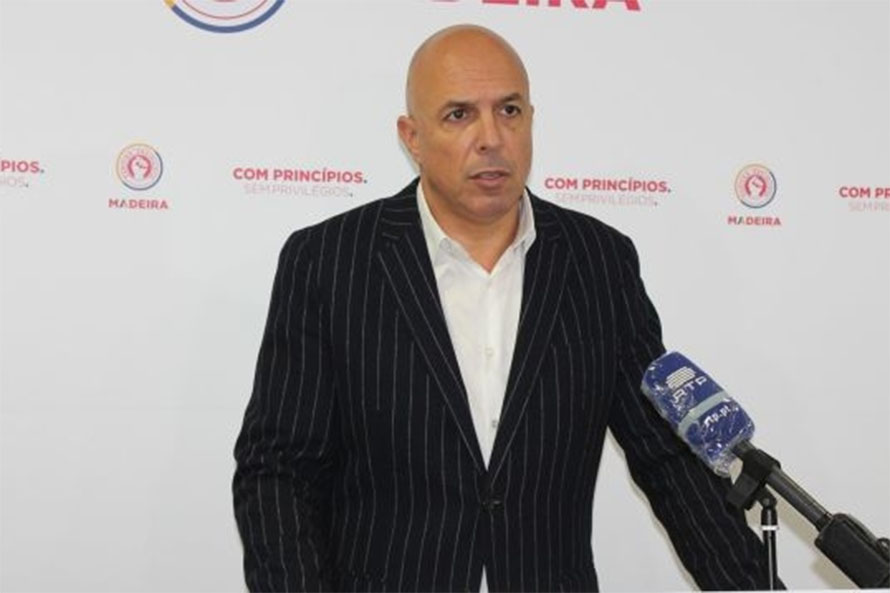 PS DEFENDE APOIO COMPLEMENTAR ÀS EMPRESAS PARA ESTANCAR O DESEMPREGO