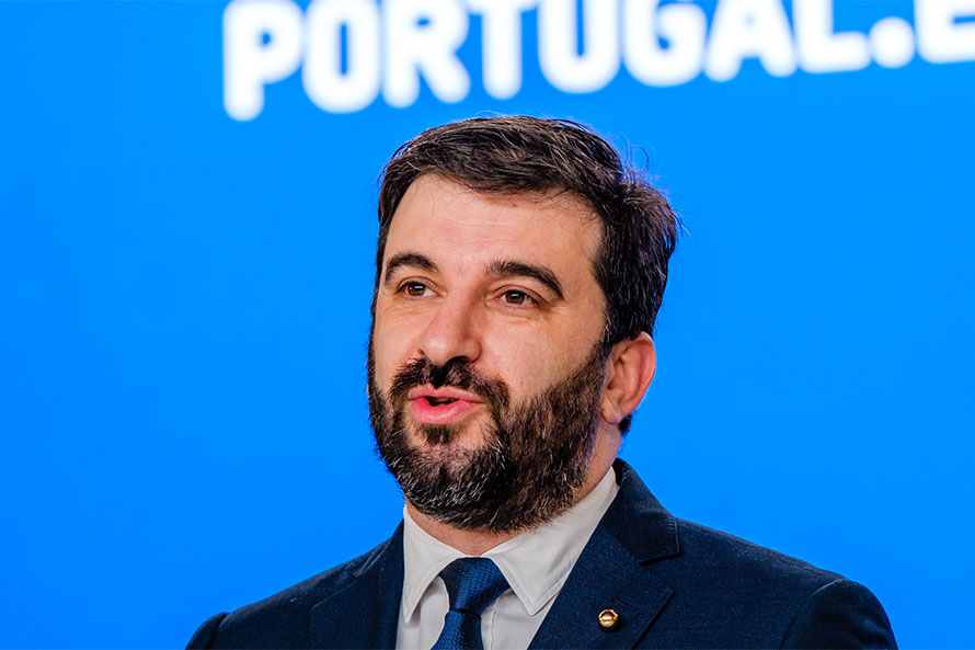 Testes antigénio prosseguem nas escolas abertas na pausa letiva