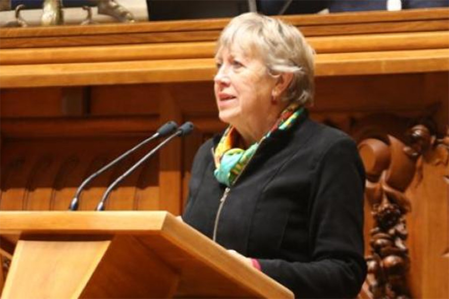 Iniciativa do Governo vem corrigir erros sobre reorganização de freguesias em 2013