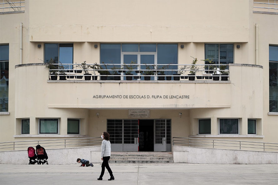 Transição digital nas escolas conta com 500 milhões de euros