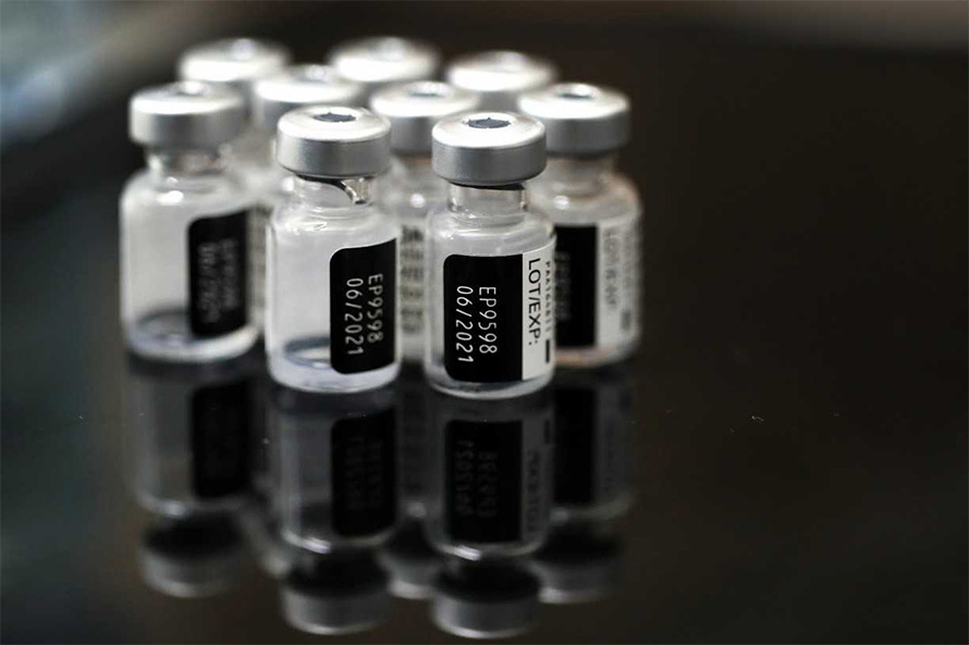 Professores, pessoal não docente e pessoas com trissomia 21 incluídos no grupo prioritário