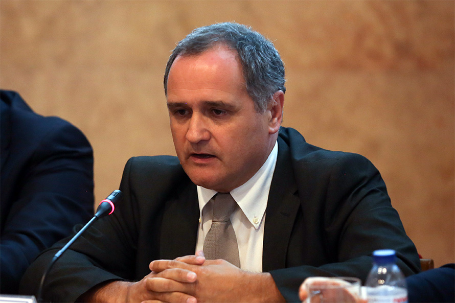 Aprovado relatório sobre política europeia para as diásporas