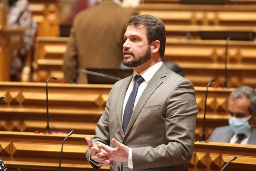 Governo tem dado a resposta necessária à economia