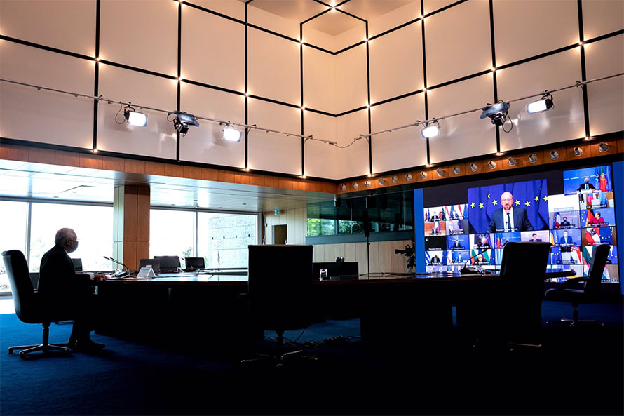 António Costa quer UE a acelerar vacinação