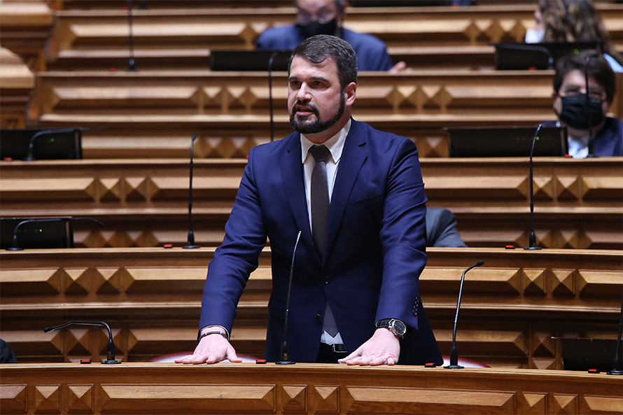 João Paulo Correia destaca que Governo do PS “não poupou no combate à crise”