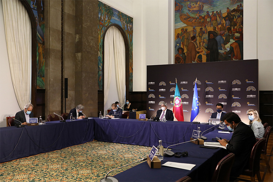 Ferro Rodrigues defende “responsabilidade, diálogo e solidariedade” europeia na resposta às migrações