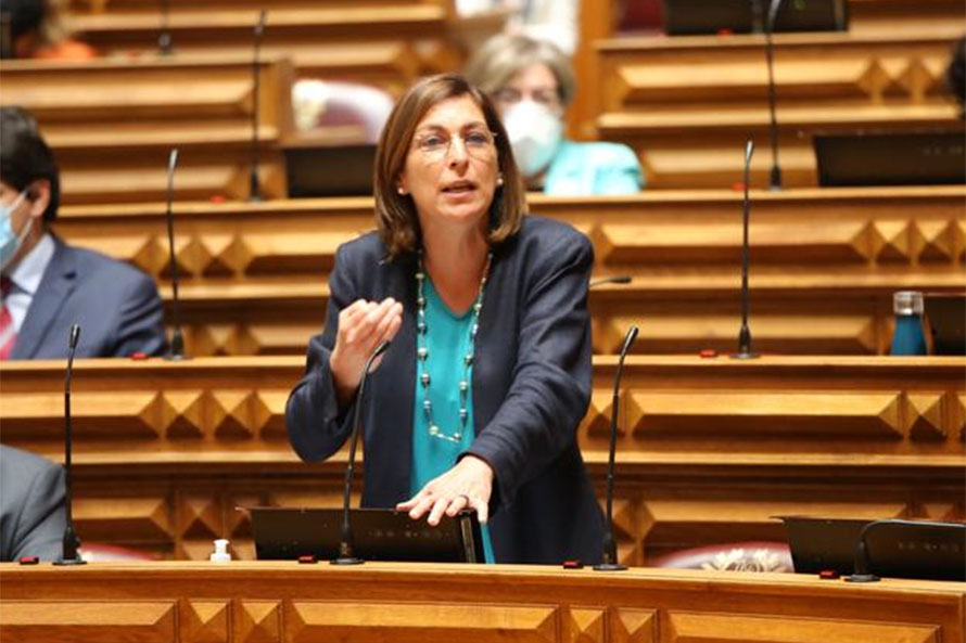 Enquanto direita negociou na Europa o corte de pensões, Governo do PS negociou um PRR que garante a recuperação económica