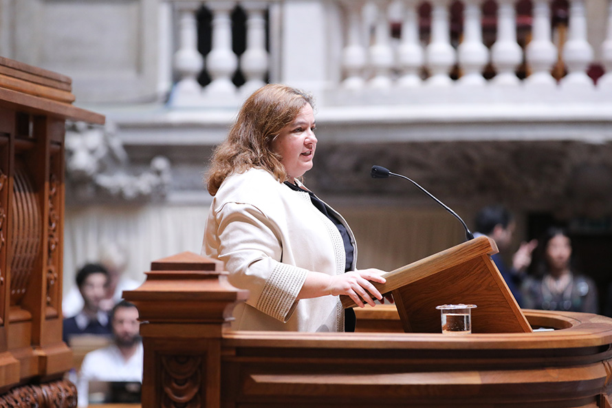 Programa de Governo é omisso em soluções e propositadamente equívoco em muitas áreas