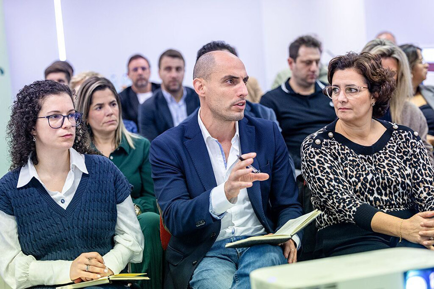 Investimento na habitação e fundos comunitários são prioridades dos socialistas açorianos