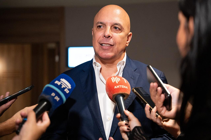 23 de março é prazo razoável e PS é o garante da estabilidade