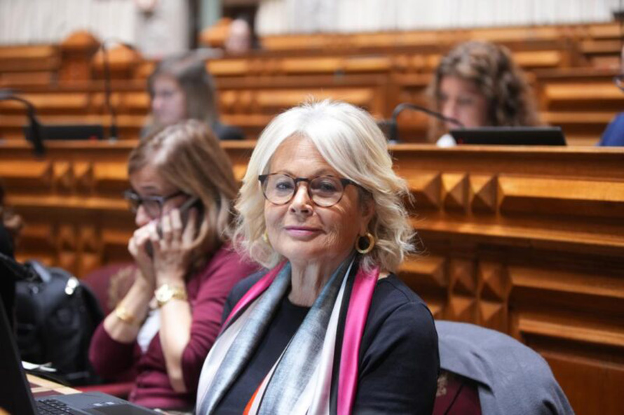 Edite Estrela pede ao Conselho da Europa para enviar mensagem sobre respeito pela democracia