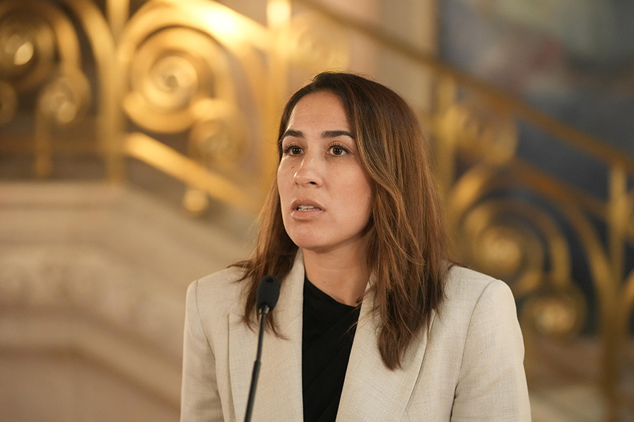 PS quer esclarecimentos sobre demissão de Hernâni Dias e critica silêncio do primeiro-ministro