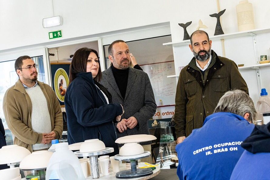 Francisco César reafirma compromisso com estudo sobre dependências e exige ações imediatas para combater o problema na Região