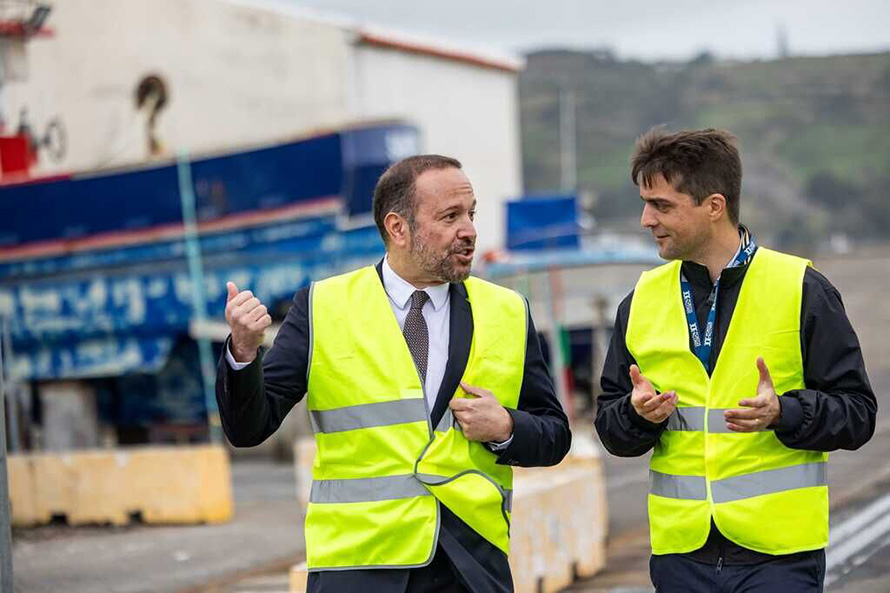 PS/Açores quer Porto da Horta de volta à agenda política regional