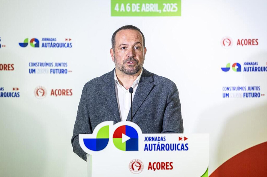 Francisco César defende Pacto Social para a educação e ação firme no combate à pobreza e às dependências