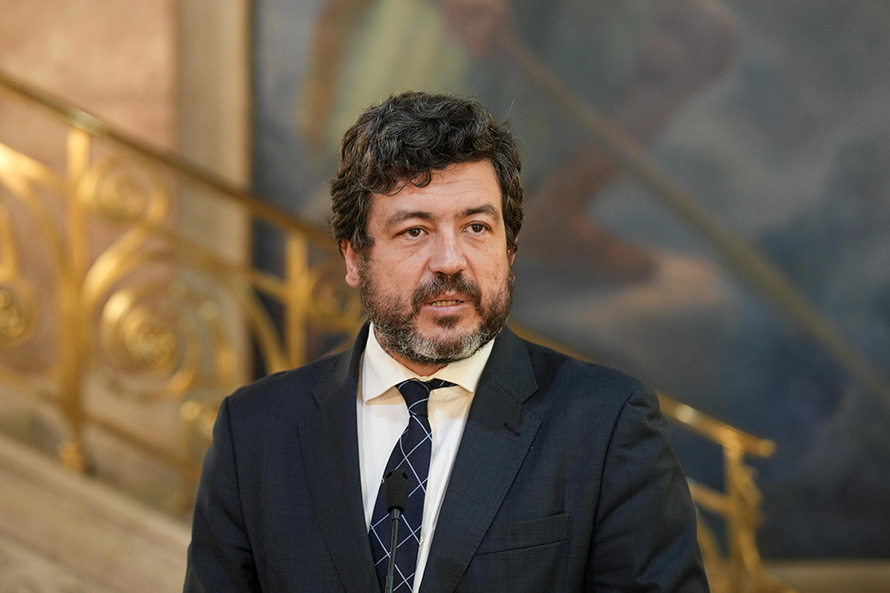 PS defende eleições autárquicas a 28 de setembro