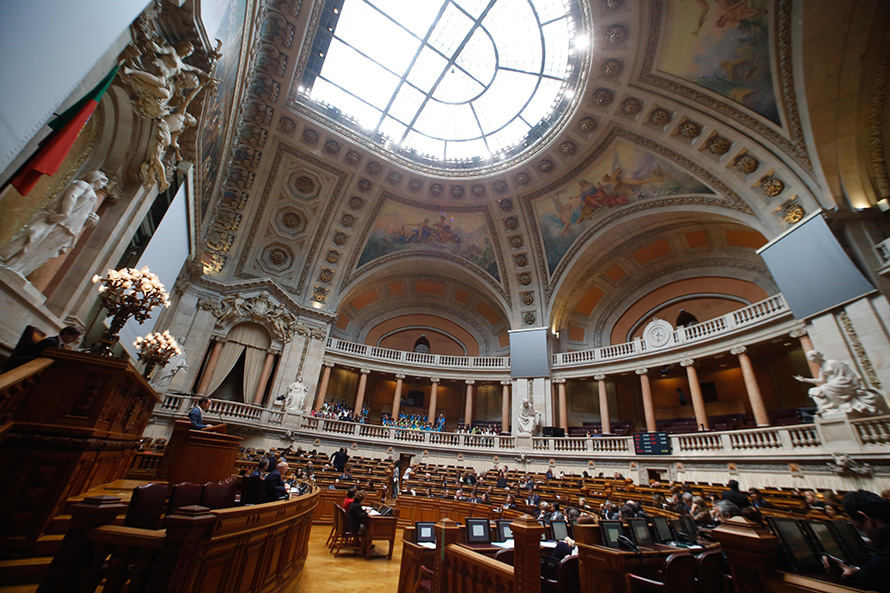 PS recomenda Governo a rejeitar a condicionalidade de fundos europeus a reformas dos sistemas públicos de pensões