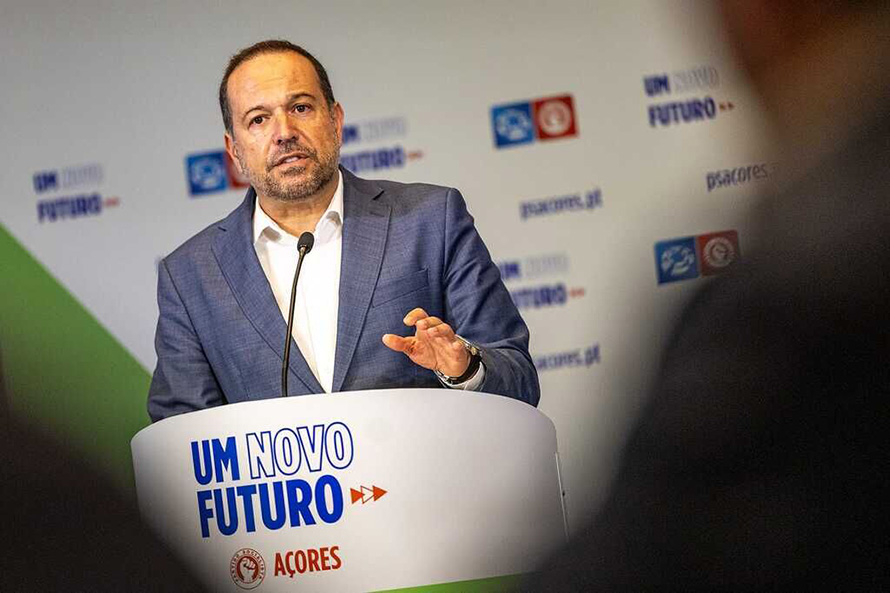 “Nunca nenhum Governo teve uma conjuntura tão favorável e a vida das pessoas está pior”