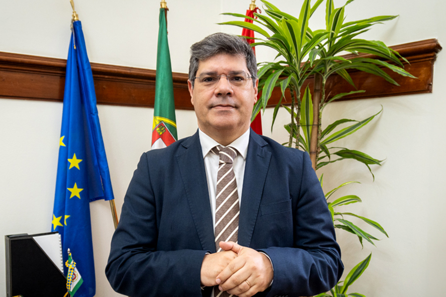 PS agradece trabalho dos autarcas como 