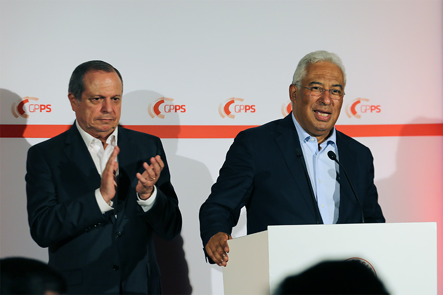 António Costa enaltece “amizade e determinação” de Carlos César