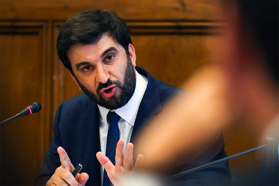 Escolas já receberam regras para regresso das aulas do 11º e 12º anos