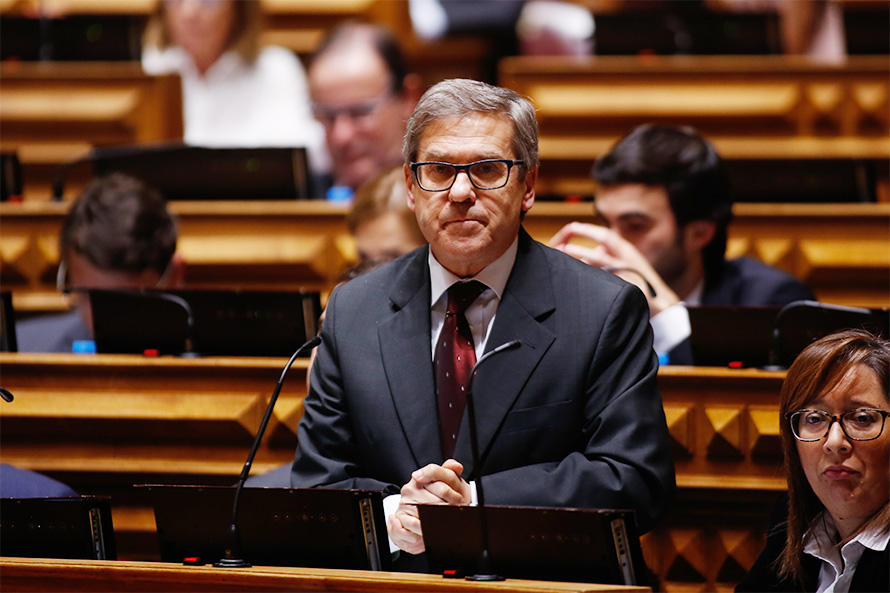 PS desafia PSD a recuar no esvaziamento de competências da PGR