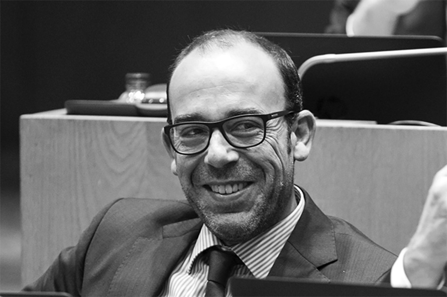 PS/Açores lembra defesa intransigente da região e dedicação à causa pública