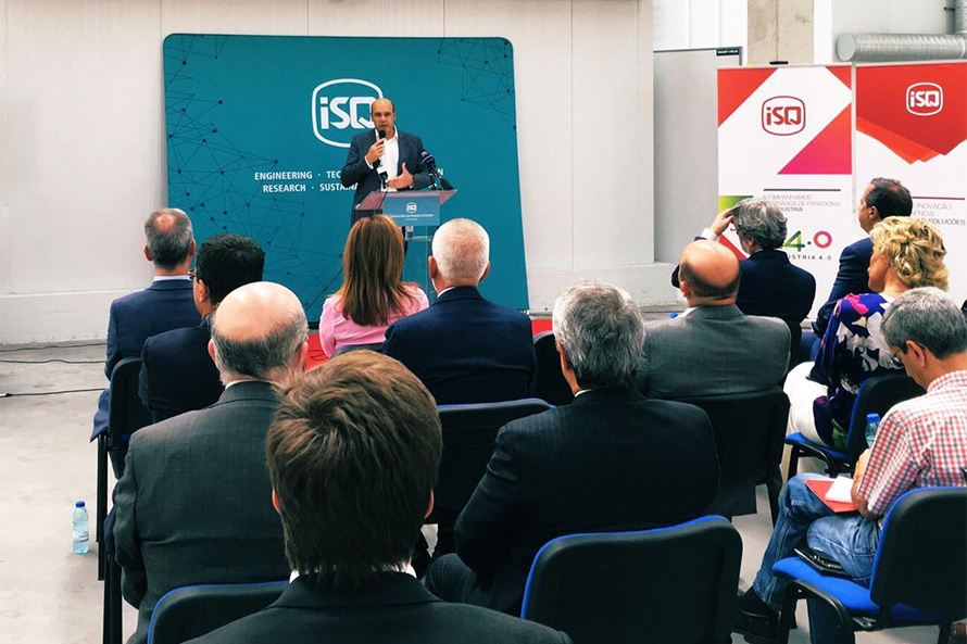 Prosseguir este modelo de crescimento económico implica olhar o país como um todo