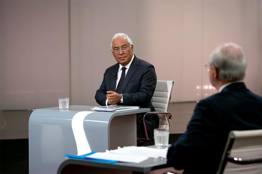 António Costa marca diferenças com resultados da economia e confiança do país