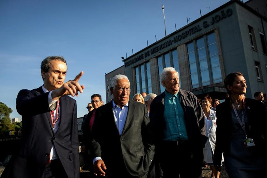 António Costa visitou obra em curso no Hospital de São João