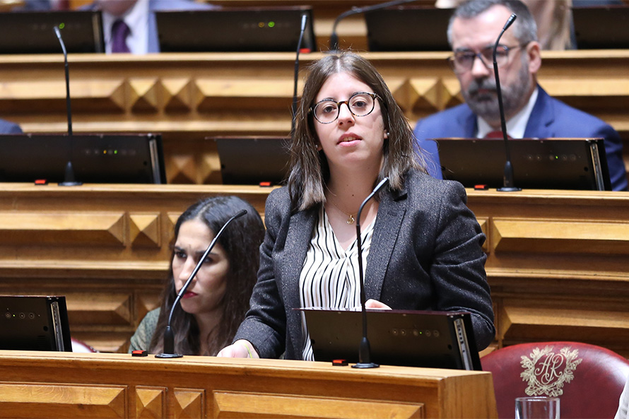 Residência alternada tem em vista superior interesse da criança e dos pais