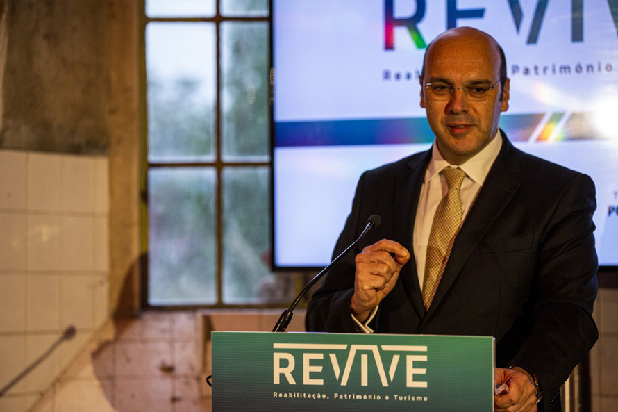 Ministro da Economia destaca “valorização dos jovens qualificados”