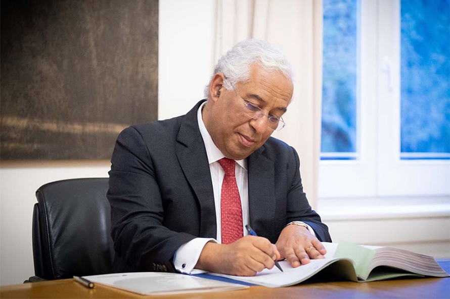 António Costa reuniu-se hoje com BE e PCP para encontrar consensos