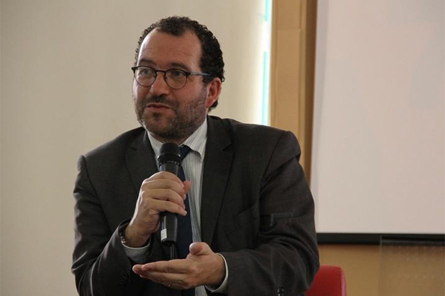 Alunos do 10º ano vão ter estratégia para recuperar matéria