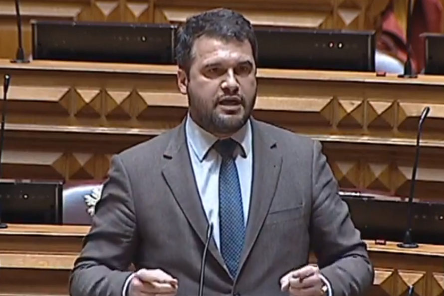 Governo do PS optou por solução menos pesada para contribuintes