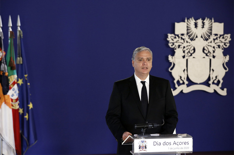 Vasco Cordeiro elogia saúde e educação num combate que teve o povo dos Açores como 