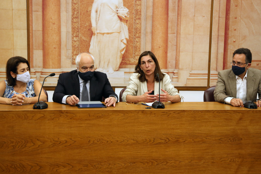 PS apresenta carta dos Direitos Fundamentais na Era Digital