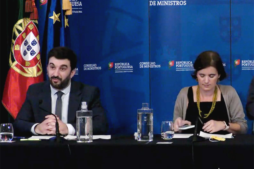 Governo aprova 400 ME para avançar com Escola Digital