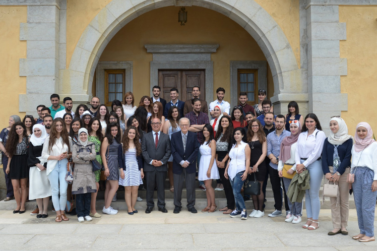 Defesa Nacional recebe estudantes sírios