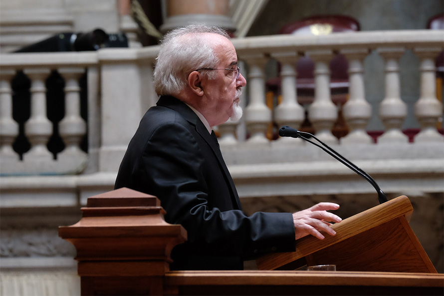 Quarto orçamento da legislatura prova que havia alternativa estável e sustentável