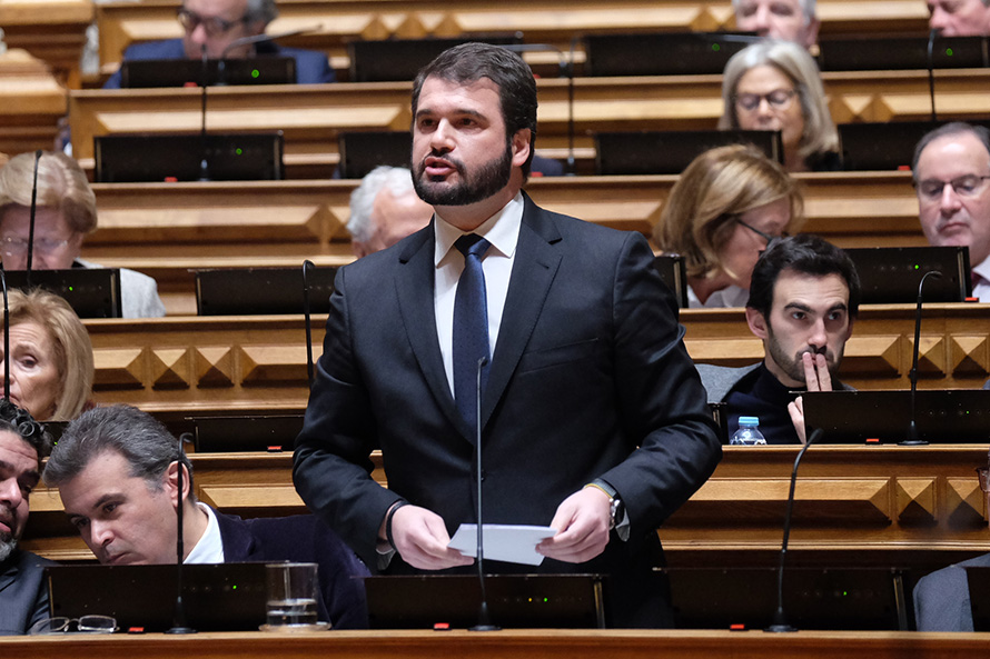 Entrada em vigor dos benefícios fiscais aos senhorios é uma prioridade