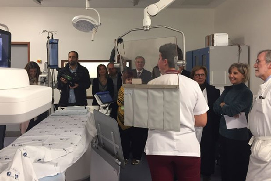 Hospitais reforçados com 850 profissionais de saúde