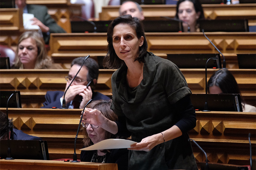 Governo do PS repôs os 1.200 ME que direita cortou na saúde dos cidadãos