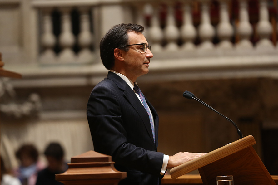 PS reforça que se deve combater movimentos totalitários para defender democracia