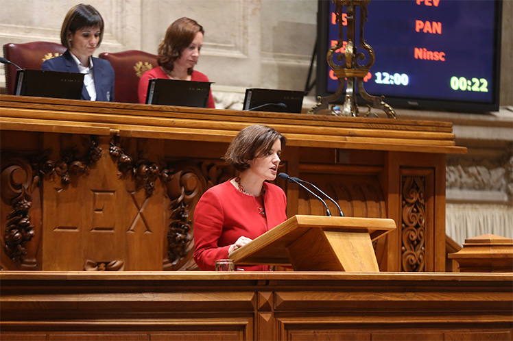 Governo sai reforçado e o país a ganhar